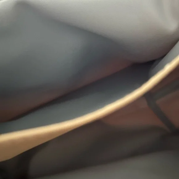 Longchamp Le Pliage Medium Nylon Shoulder Tote-Fawn with Brown Leather Handles - Picture 10 of 16